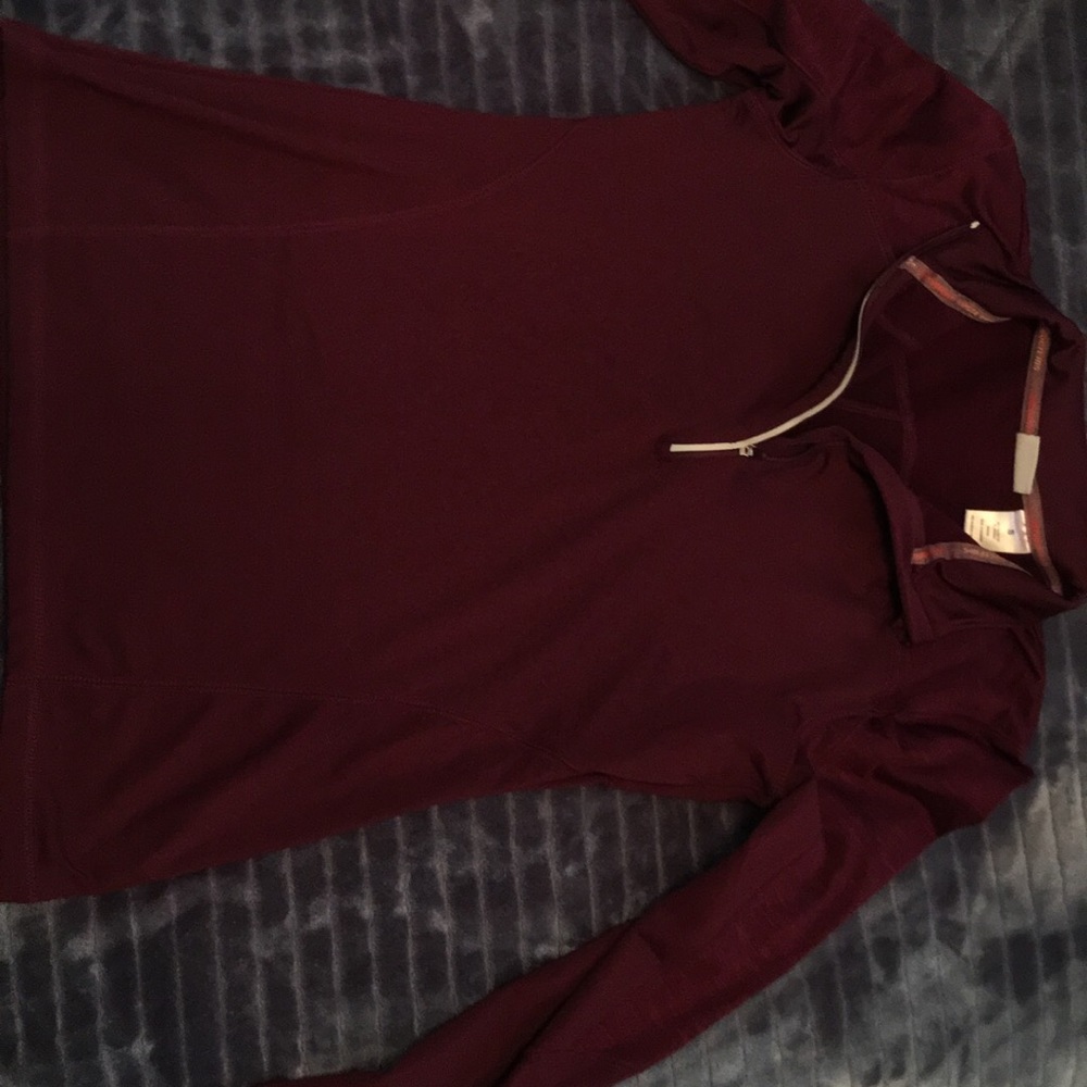 Athletic quarter zip